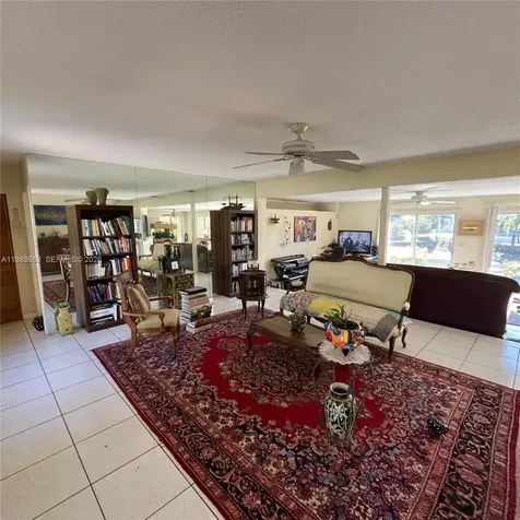 1004 Mandarin Isle Fort Lauderdale FL 33315
