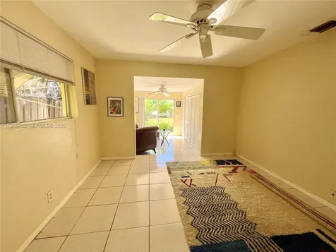 1004 Mandarin Isle Fort Lauderdale FL 33315
