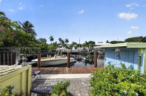1004 Mandarin Isle Fort Lauderdale FL 33315