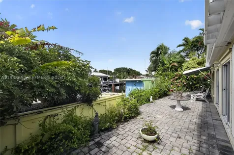 1004 Mandarin Isle Fort Lauderdale FL 33315