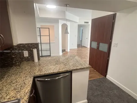 100 N Federal Highway Fort Lauderdale FL 33301