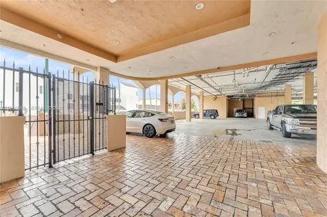 5271 SW 8th Street Miami FL 33134