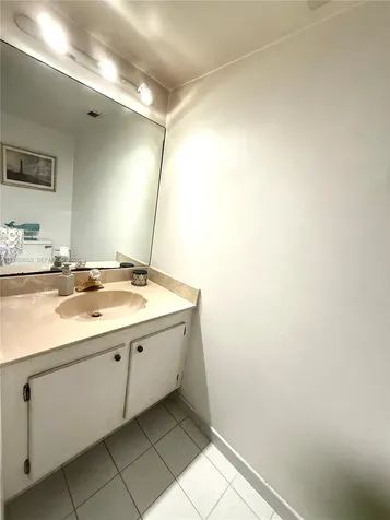 10000 W Bay Harbor Drive Bay Harbor Islands FL 33154