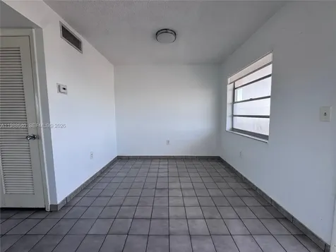 1400 SW 27th Avenue Miami FL 33145