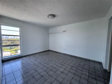1400 SW 27th Avenue Miami FL 33145
