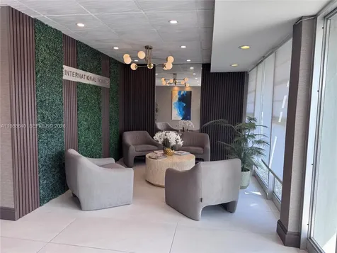 1400 SW 27th Avenue Miami FL 33145