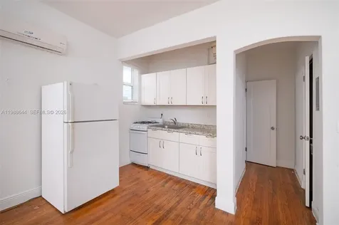 7936 Harding Avenue Miami Beach FL 33141