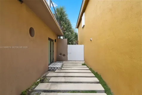 14888 SW 140th Street Miami FL 33196