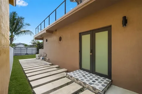 14888 SW 140th Street Miami FL 33196