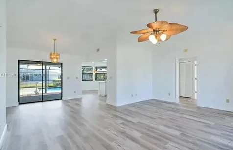 4145 SW 6th Place Cape Coral FL 33914