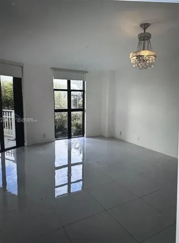 4000 Towerside Terrace Miami FL 33138