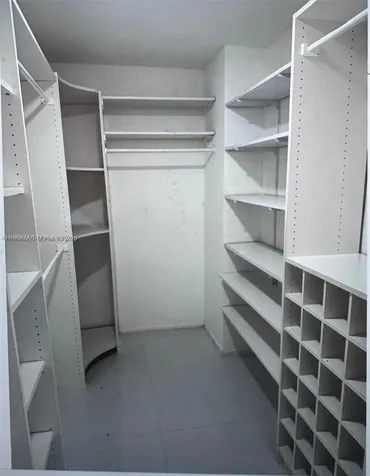4000 Towerside Terrace Miami FL 33138