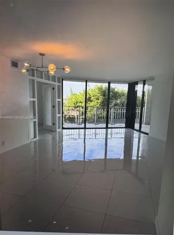 4000 Towerside Terrace Miami FL 33138