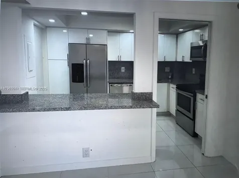 4000 Towerside Terrace Miami FL 33138
