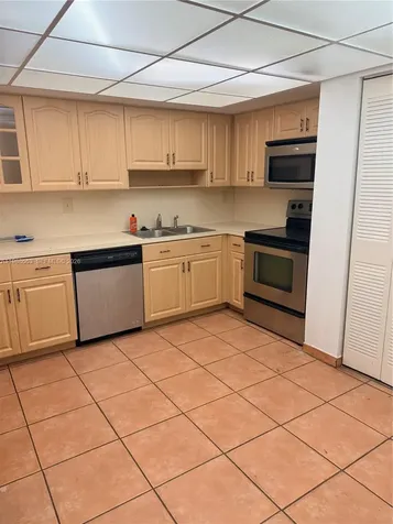 14343 SW 98th Terrace Miami FL 33186