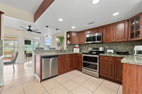 3309 San Remo Circle Homestead FL 33035