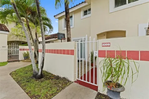 3309 San Remo Circle Homestead FL 33035