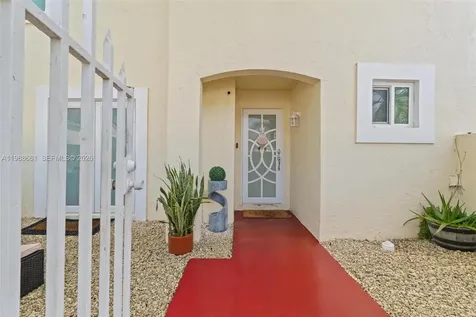 3309 San Remo Circle Homestead FL 33035