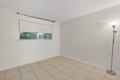 6904 N Kendall Drive Pinecrest FL 33156