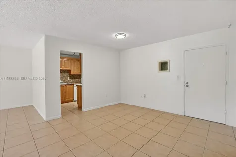 6904 N Kendall Drive Pinecrest FL 33156