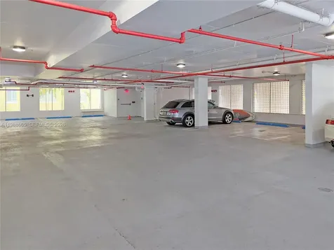 225 Collins Avenue Miami Beach FL 33139