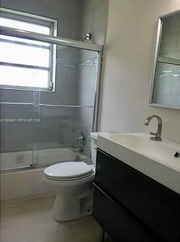 740 NE 179 Te North Miami Beach FL 33162