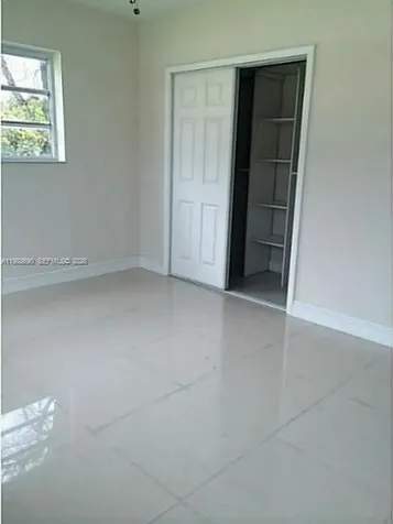 740 NE 179 Te North Miami Beach FL 33162