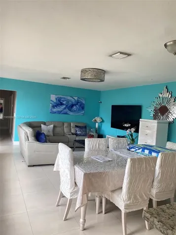 740 NE 179 Te North Miami Beach FL 33162