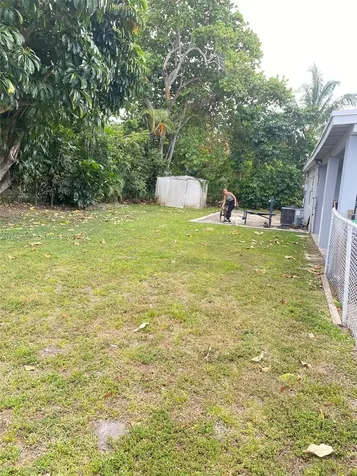 740 NE 179 Te North Miami Beach FL 33162