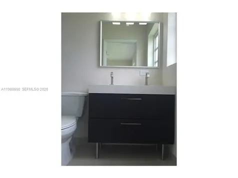 740 NE 179 Te North Miami Beach FL 33162