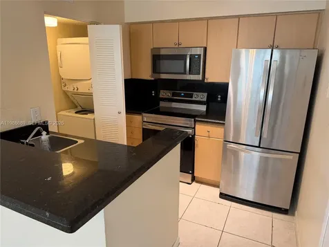 550 S Park Road Hollywood FL 33021