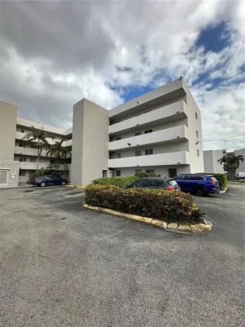 6091 W 22nd Court Hialeah FL 33016