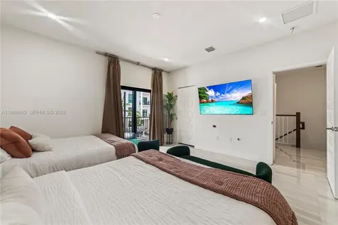 4741 NW 84th Avenue Doral FL 33166