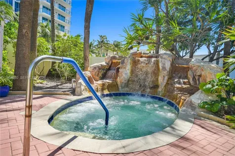 3001 S Ocean Drive Hollywood FL 33019