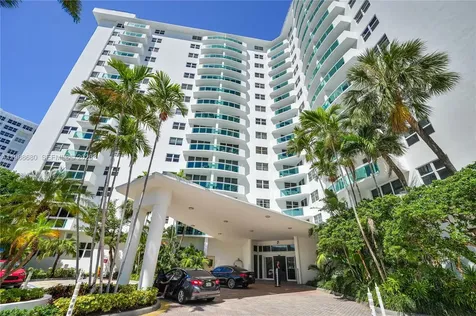3001 S Ocean Drive Hollywood FL 33019