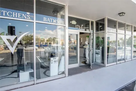 1744 E Commercial Boulevard Fort Lauderdale FL 33334