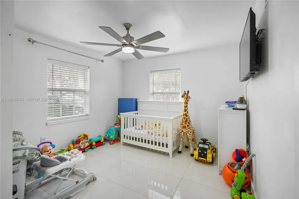 1803 SW 43rd Way Fort Lauderdale FL 33317