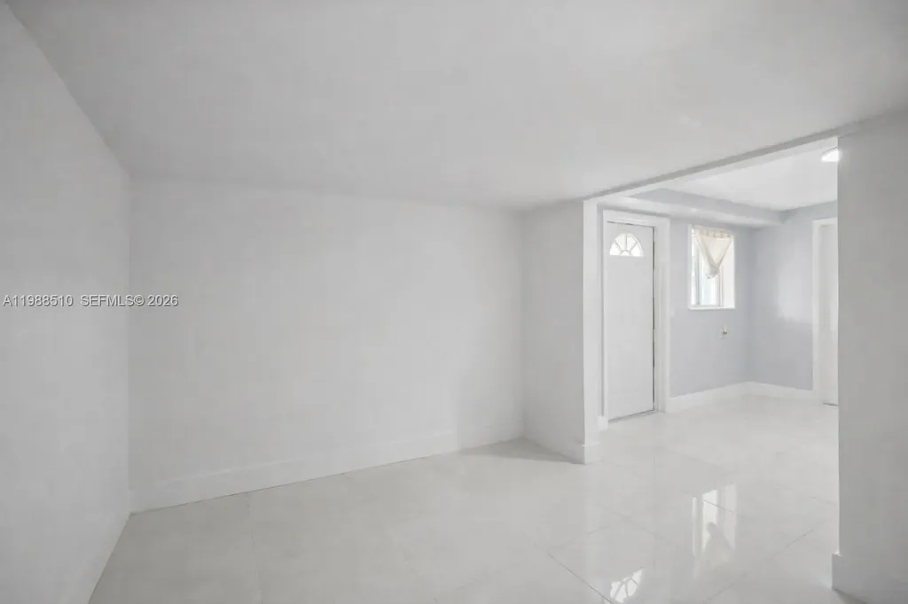 1803 SW 43rd Way Fort Lauderdale FL 33317