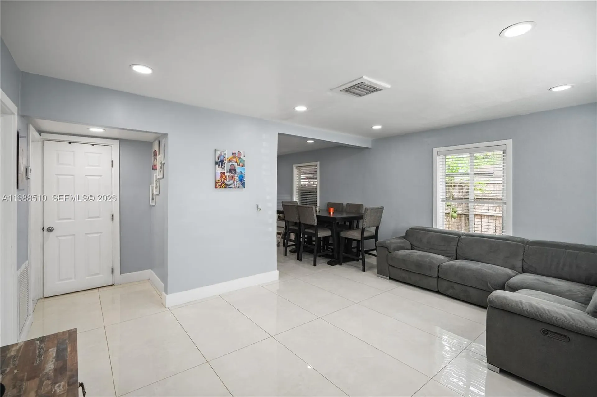 1803 SW 43rd Way Fort Lauderdale FL 33317