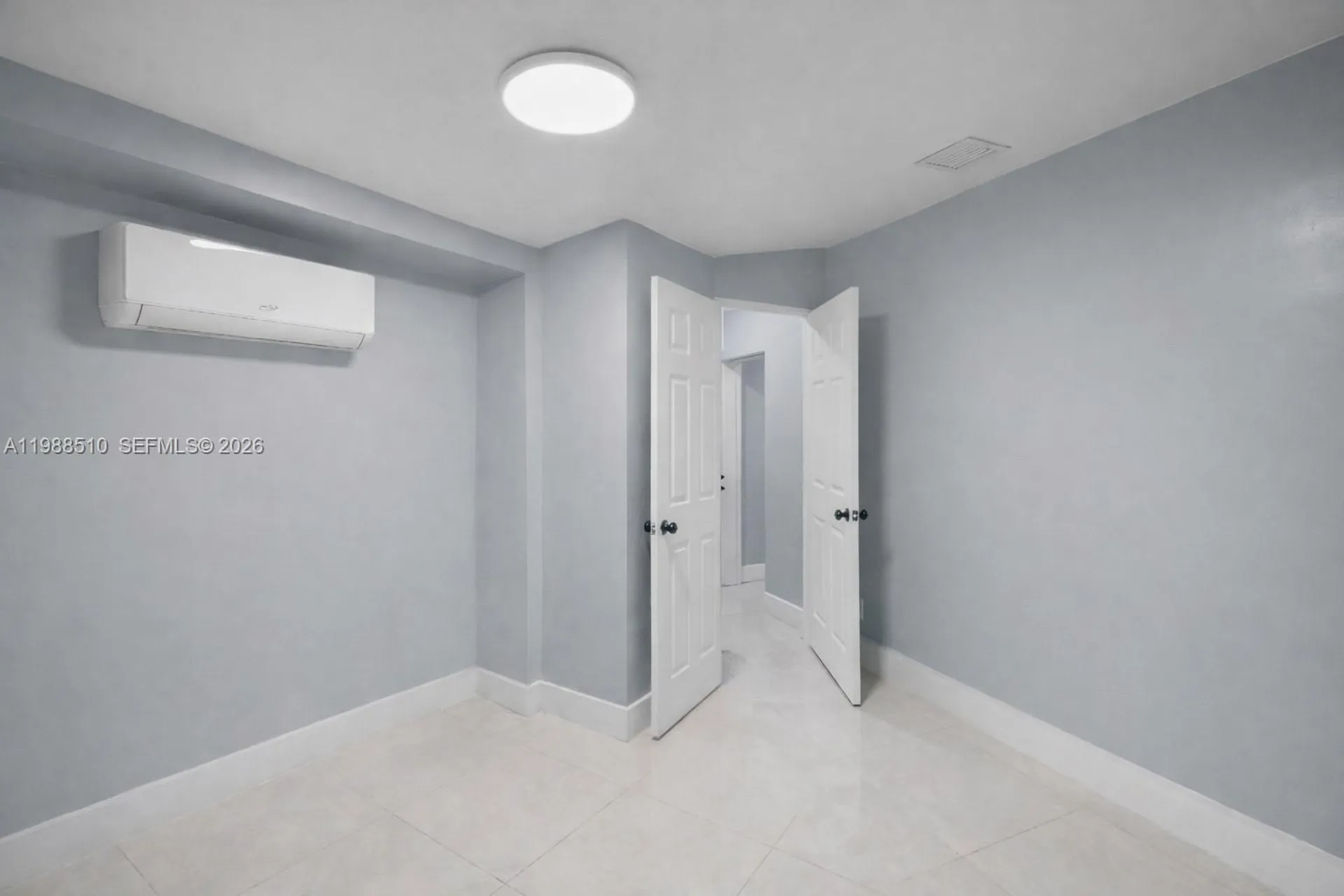 1803 SW 43rd Way Fort Lauderdale FL 33317