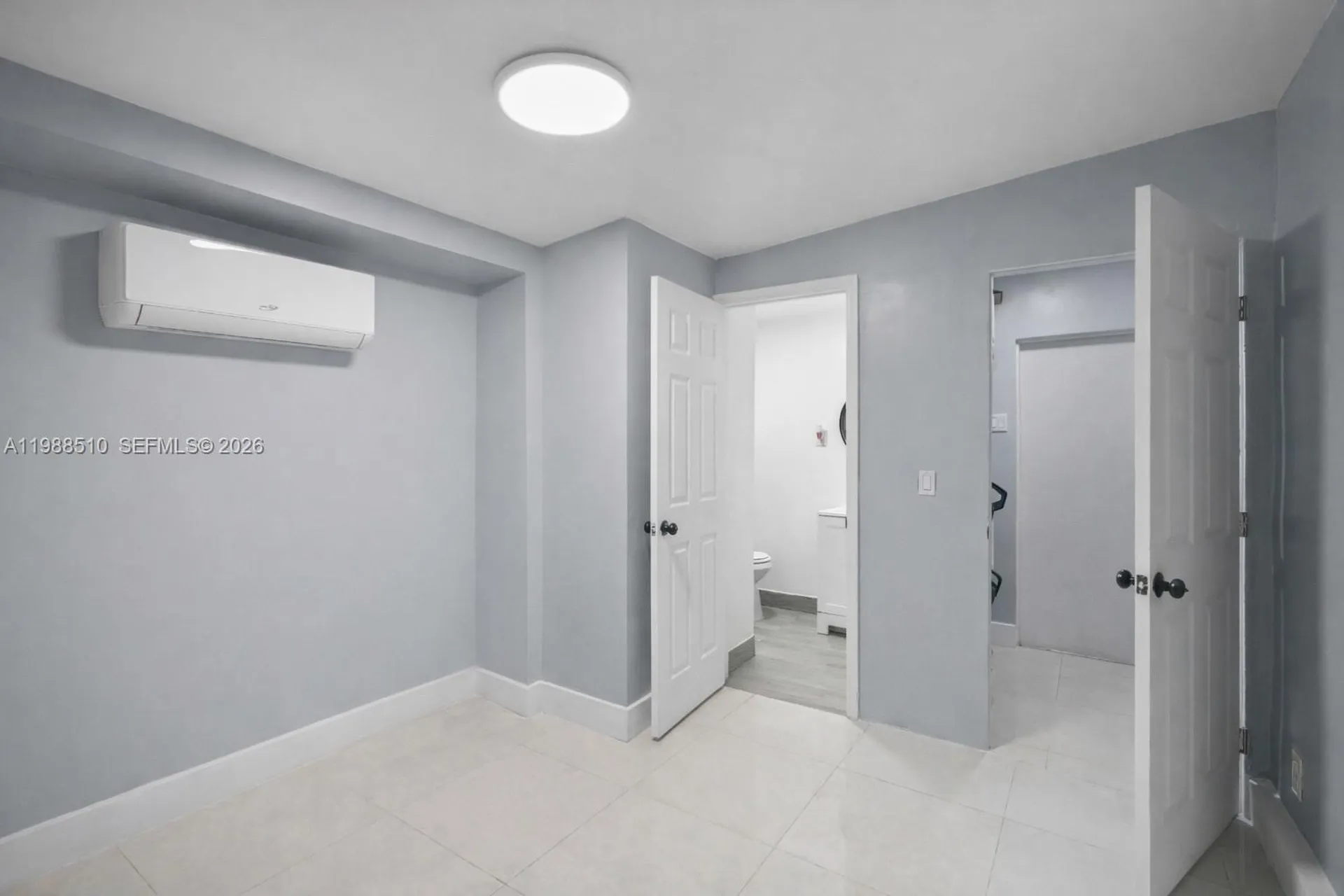 1803 SW 43rd Way Fort Lauderdale FL 33317