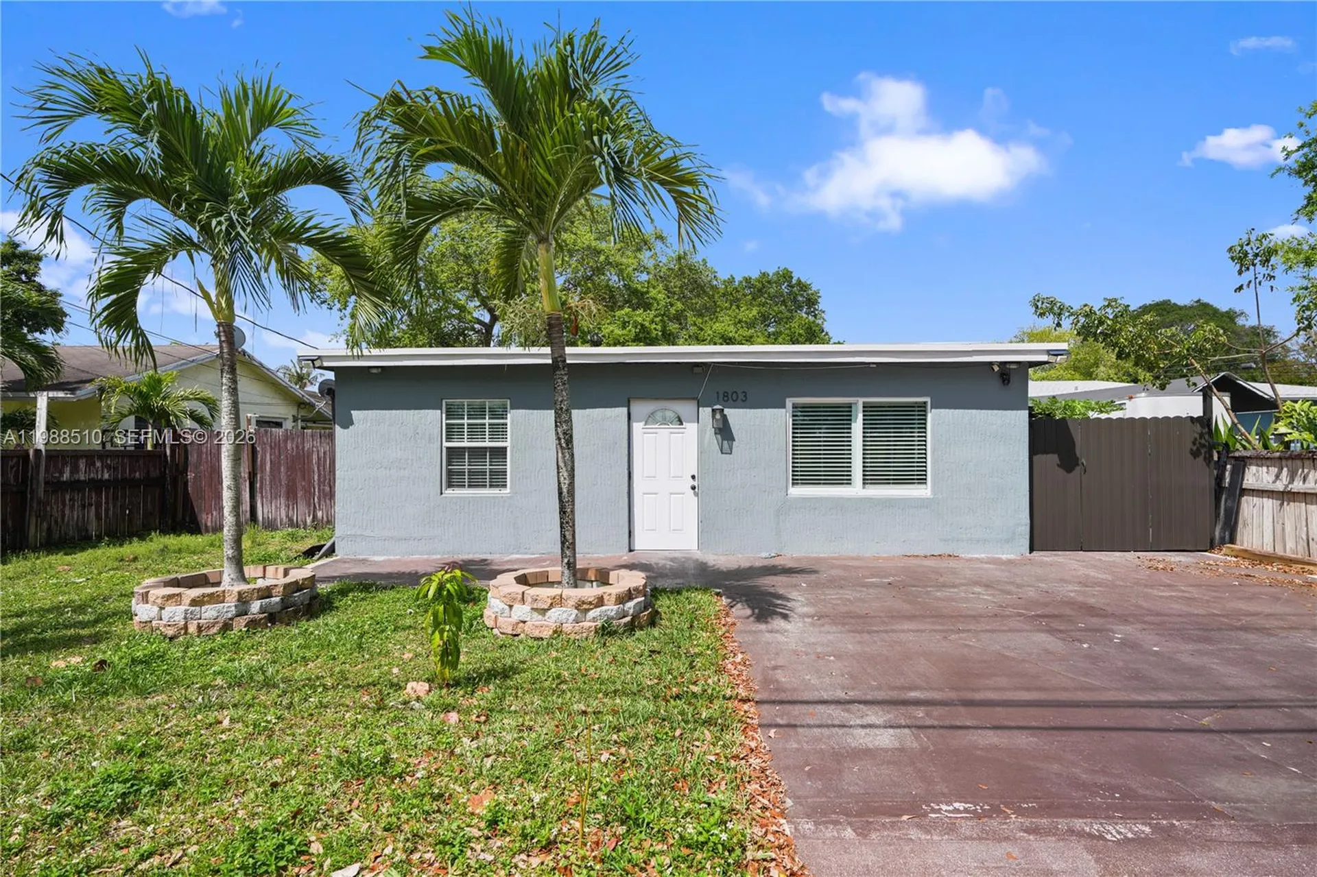1803 SW 43rd Way Fort Lauderdale FL 33317