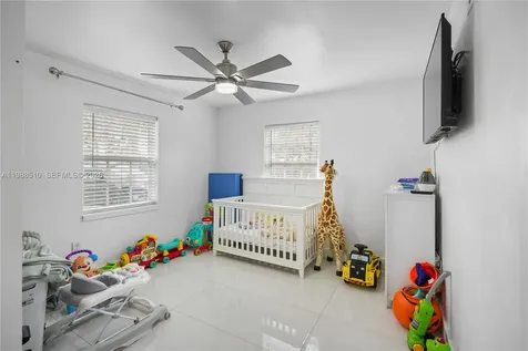 1803 SW 43rd Way Fort Lauderdale FL 33317