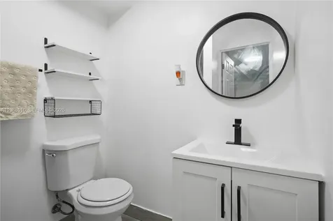 1803 SW 43rd Way Fort Lauderdale FL 33317