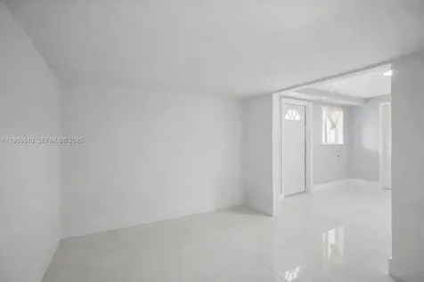 1803 SW 43rd Way Fort Lauderdale FL 33317