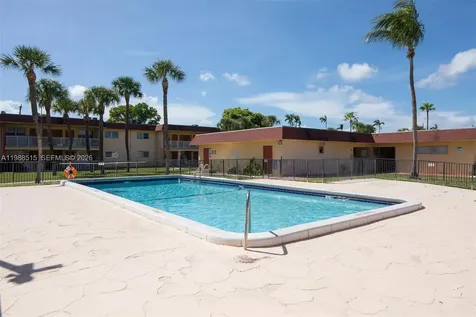 850 E Commercial Boulevard Oakland Park FL 33334