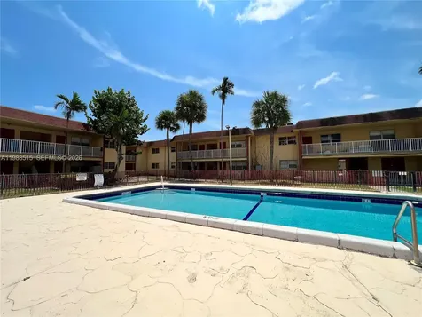 850 E Commercial Boulevard Oakland Park FL 33334