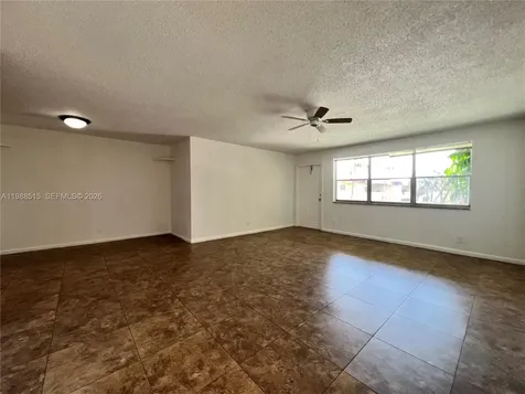 850 E Commercial Boulevard Oakland Park FL 33334