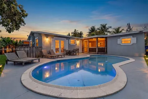 6621 NW 21st Street Sunrise FL 33313