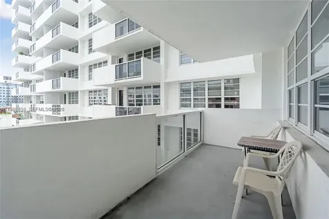 100 Lincoln Road Miami Beach FL 33139